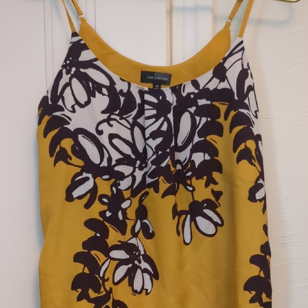 The Limited Yellow Graphic Fitted Camisole